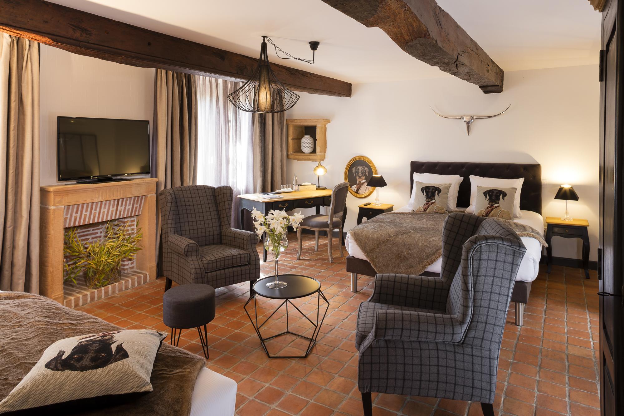 Contact Hotels Le Savigny & Spa Blacé Esterno foto