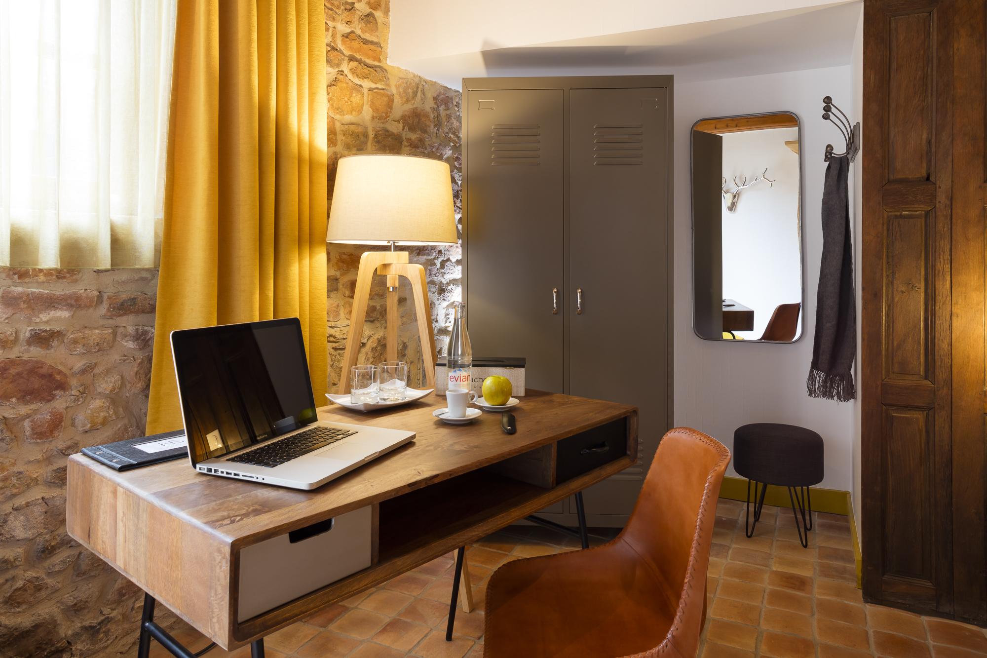 Contact Hotels Le Savigny & Spa Blacé Esterno foto