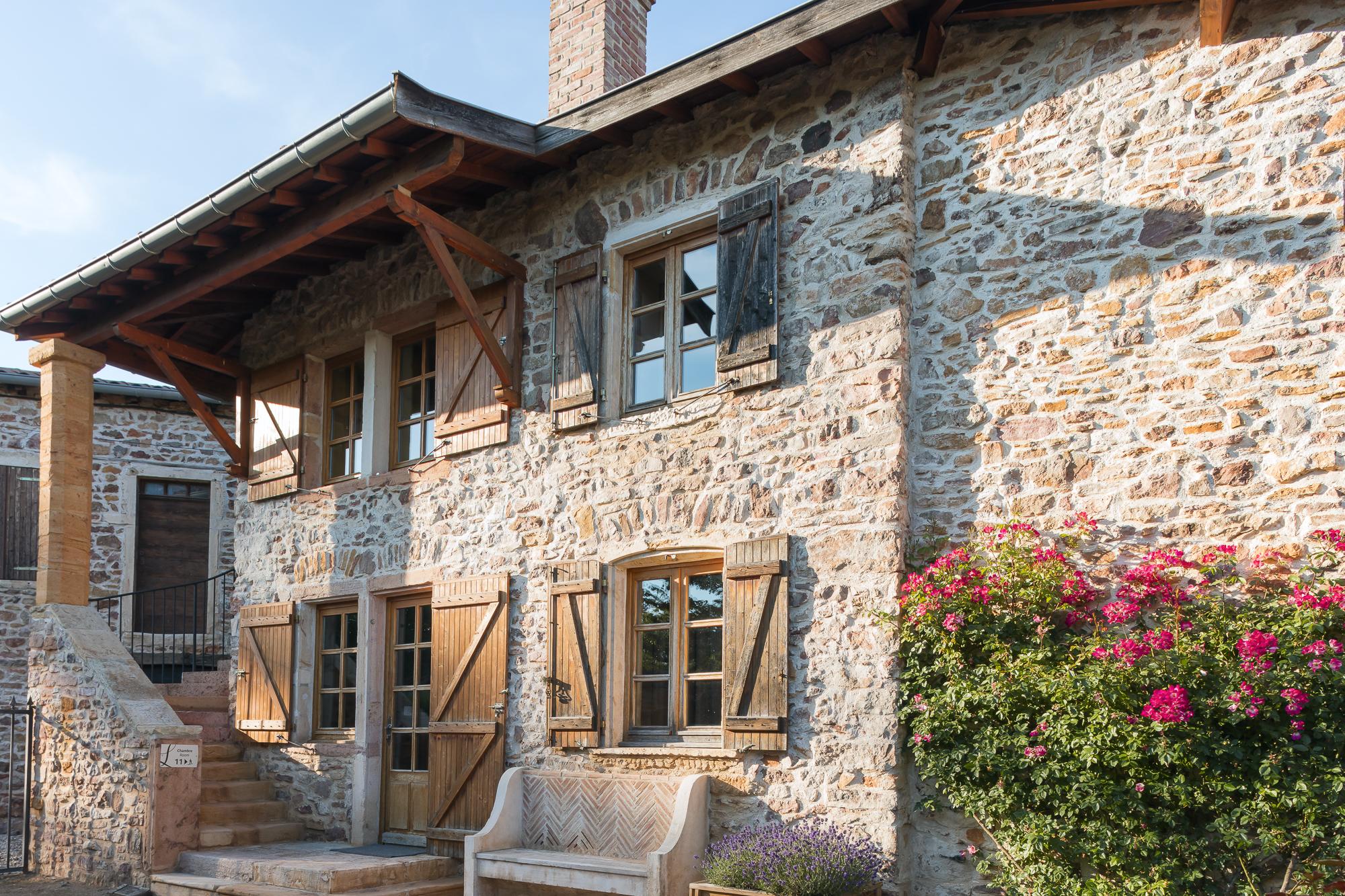 Contact Hotels Le Savigny & Spa Blacé Esterno foto