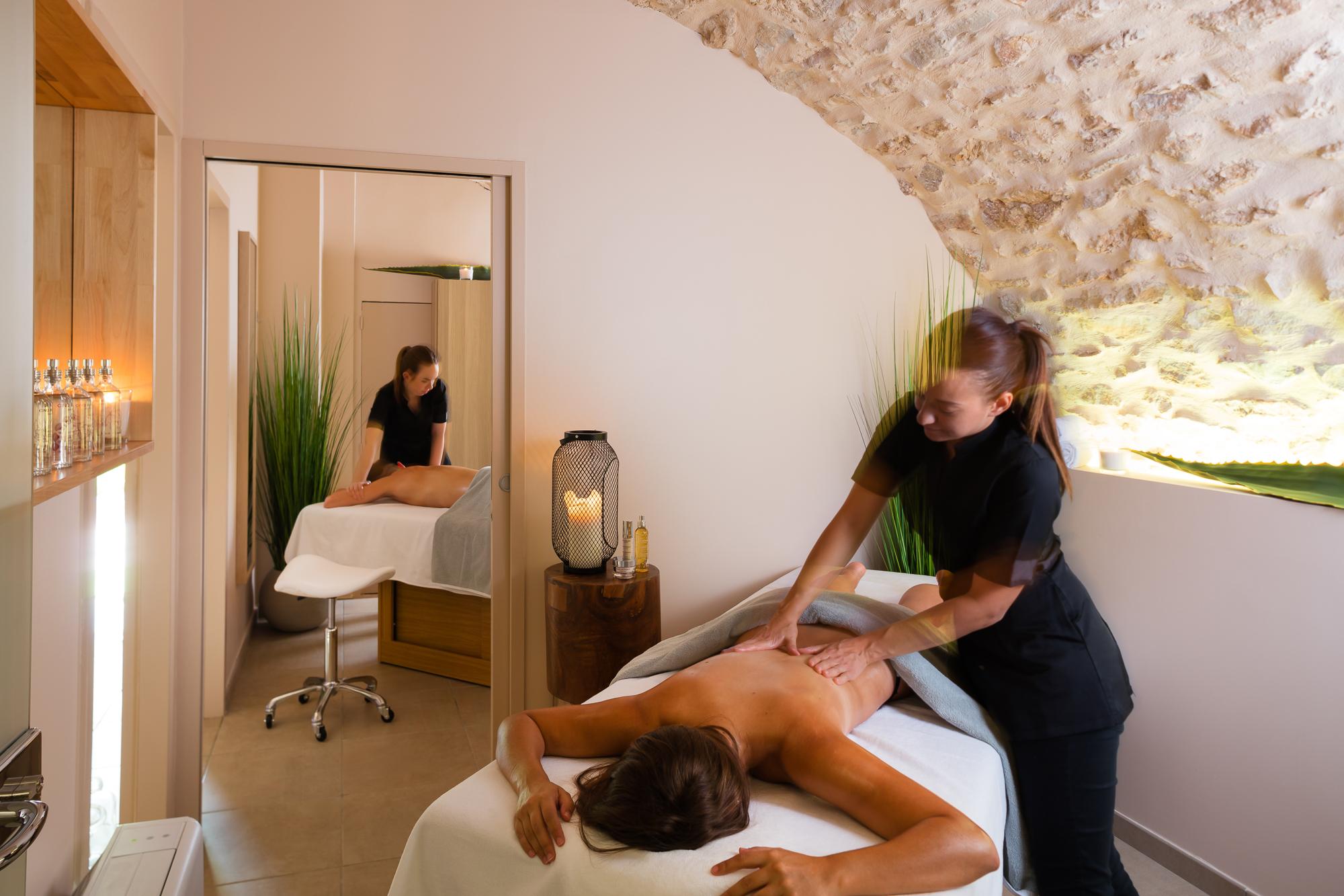 Contact Hotels Le Savigny & Spa Blacé Esterno foto