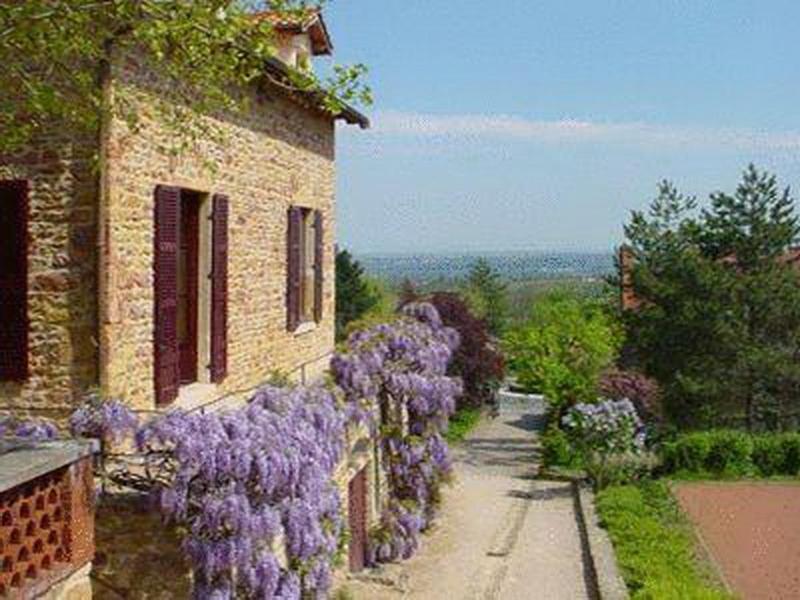 Contact Hotels Le Savigny & Spa Blacé Esterno foto