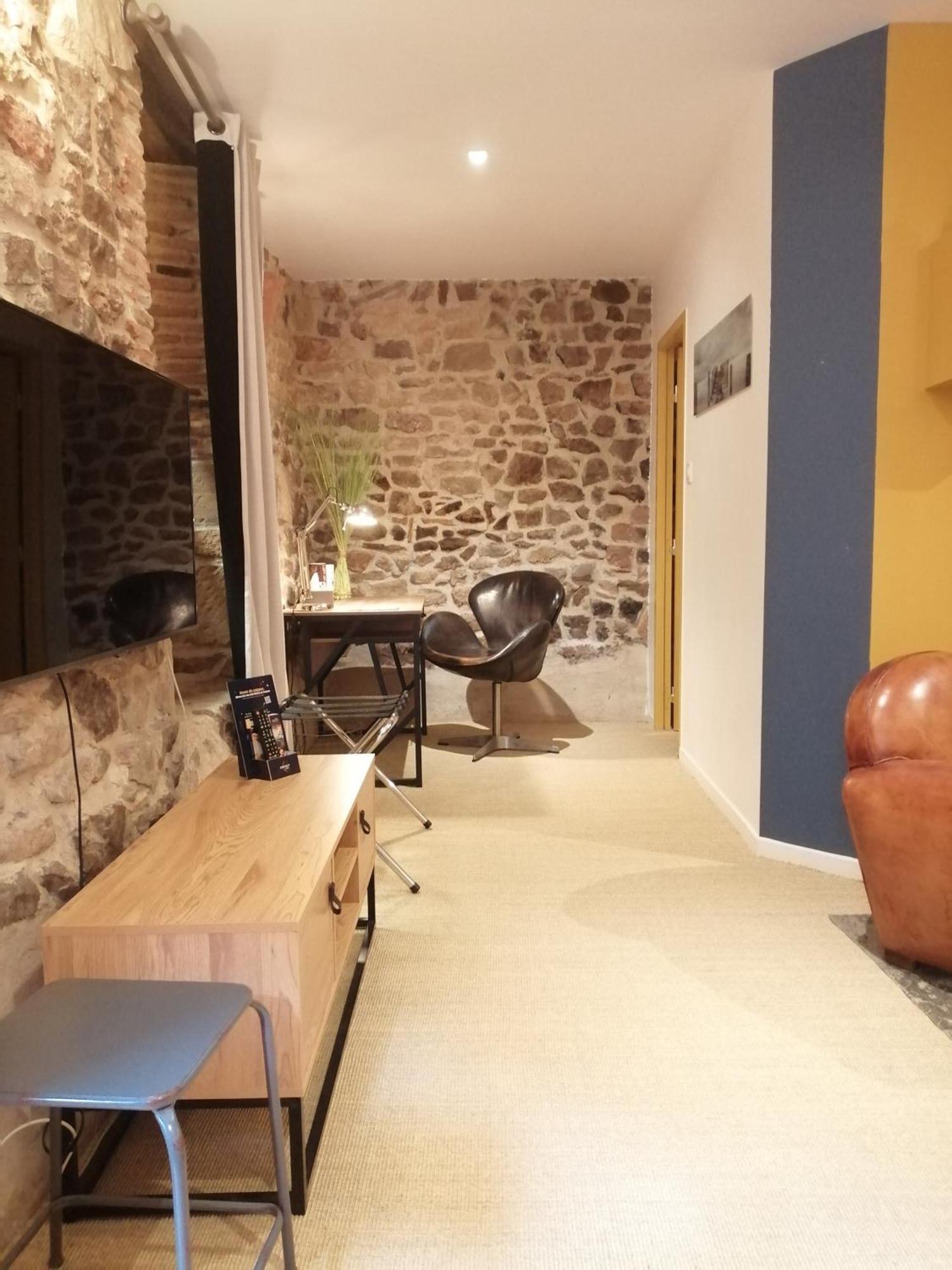 Contact Hotels Le Savigny & Spa Blacé Esterno foto