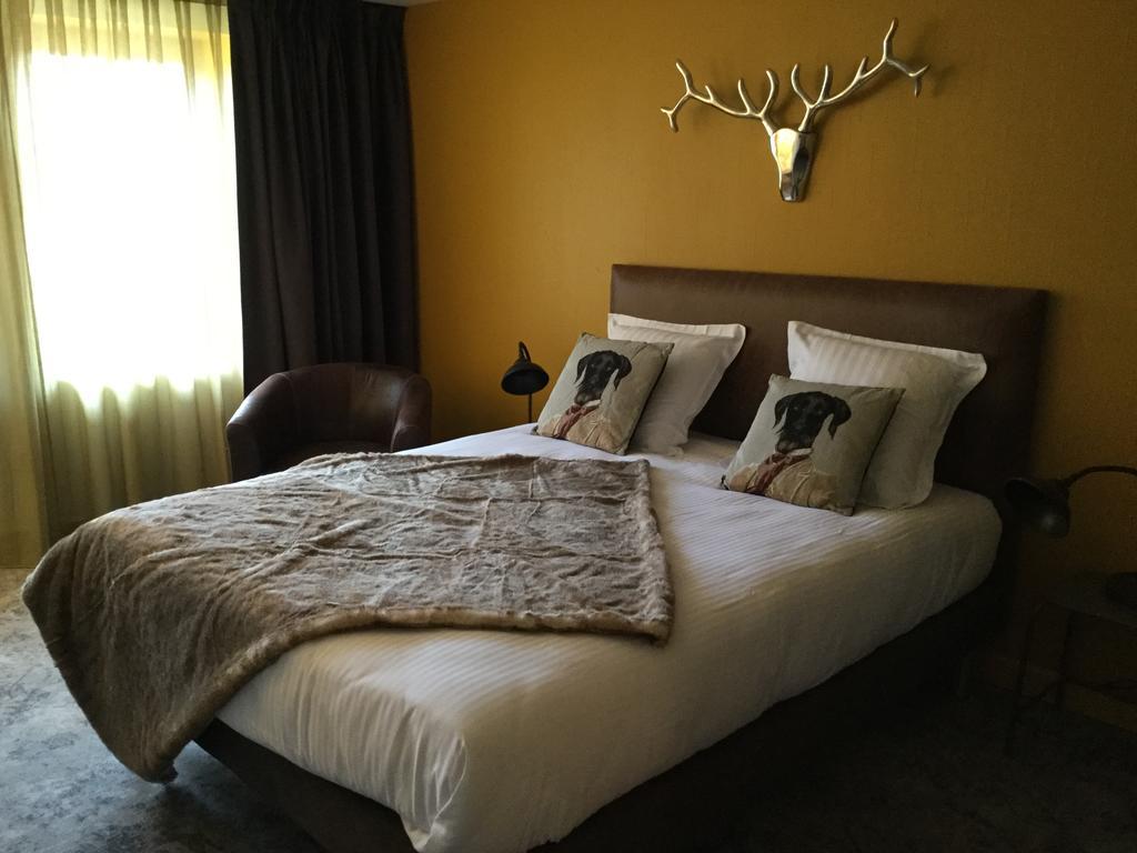Contact Hotels Le Savigny & Spa Blacé Esterno foto