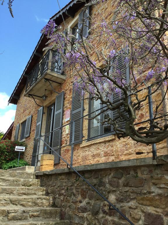 Contact Hotels Le Savigny & Spa Blacé Esterno foto