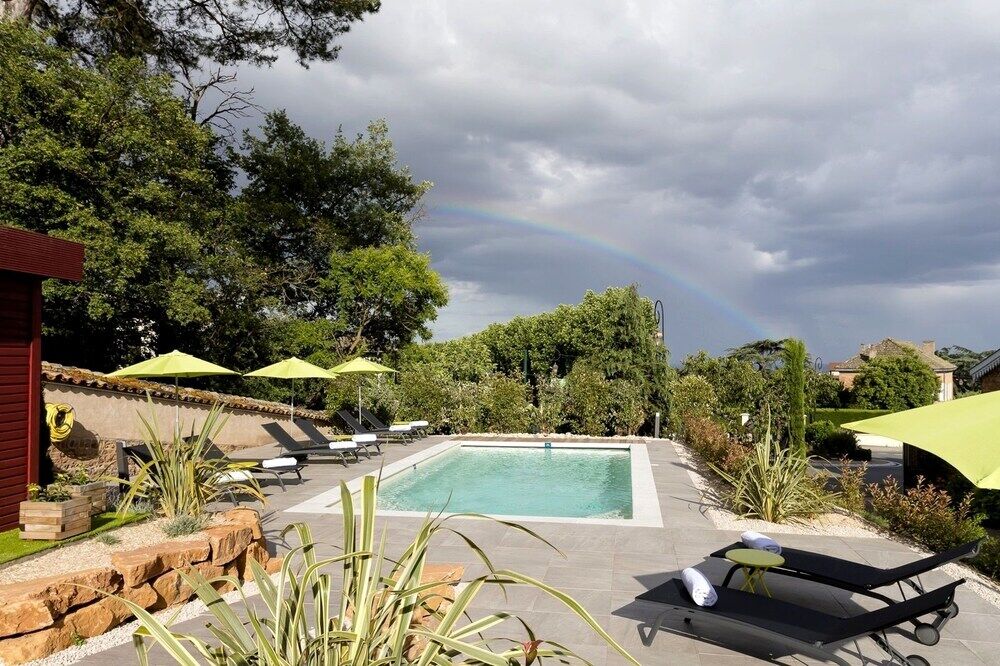 Contact Hotels Le Savigny & Spa Blacé Esterno foto